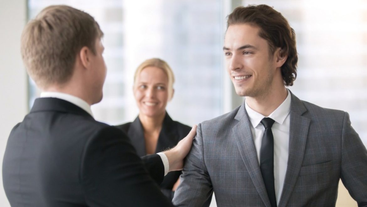 How Do Employers Determine a CIO Salary?