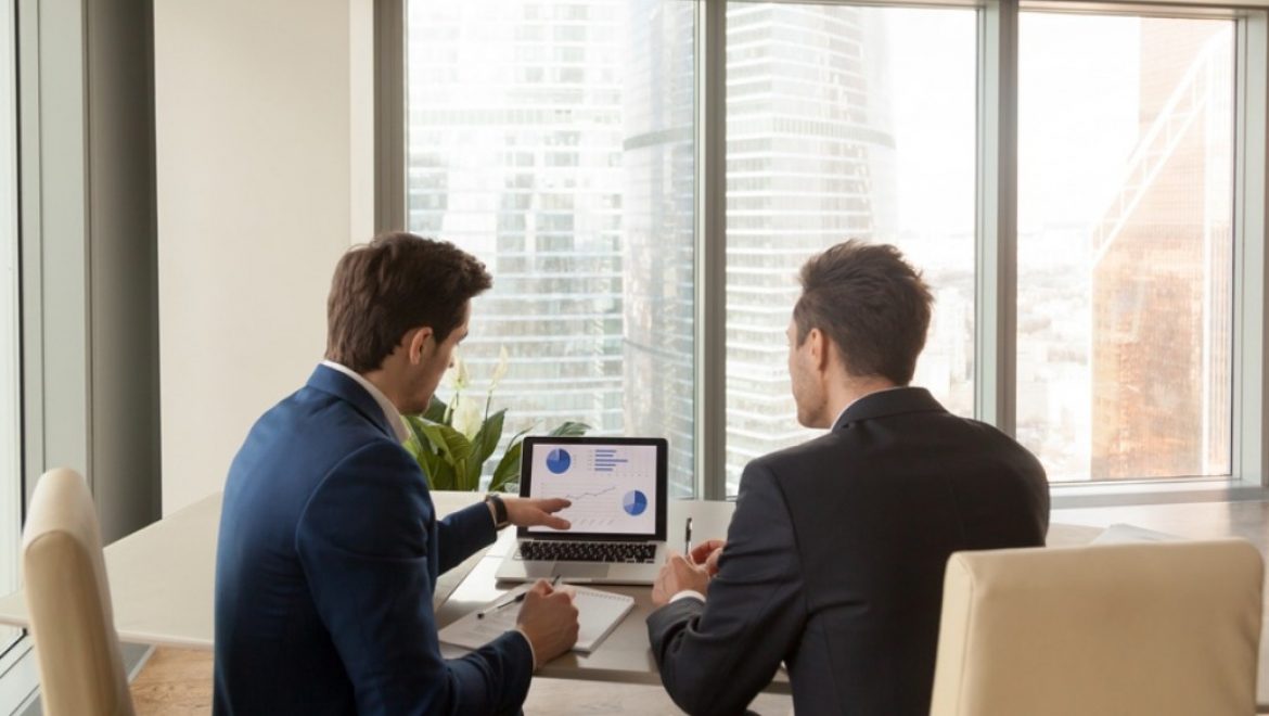 Customer Onboarding With DAP: 3 Ways The Digital Adoption Platform Improves The Experience
