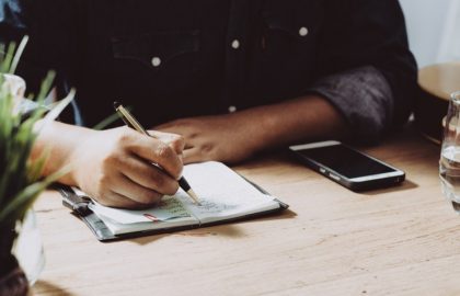 Digital Adoption Solutions Checklist: 7 Essential Features To Look For