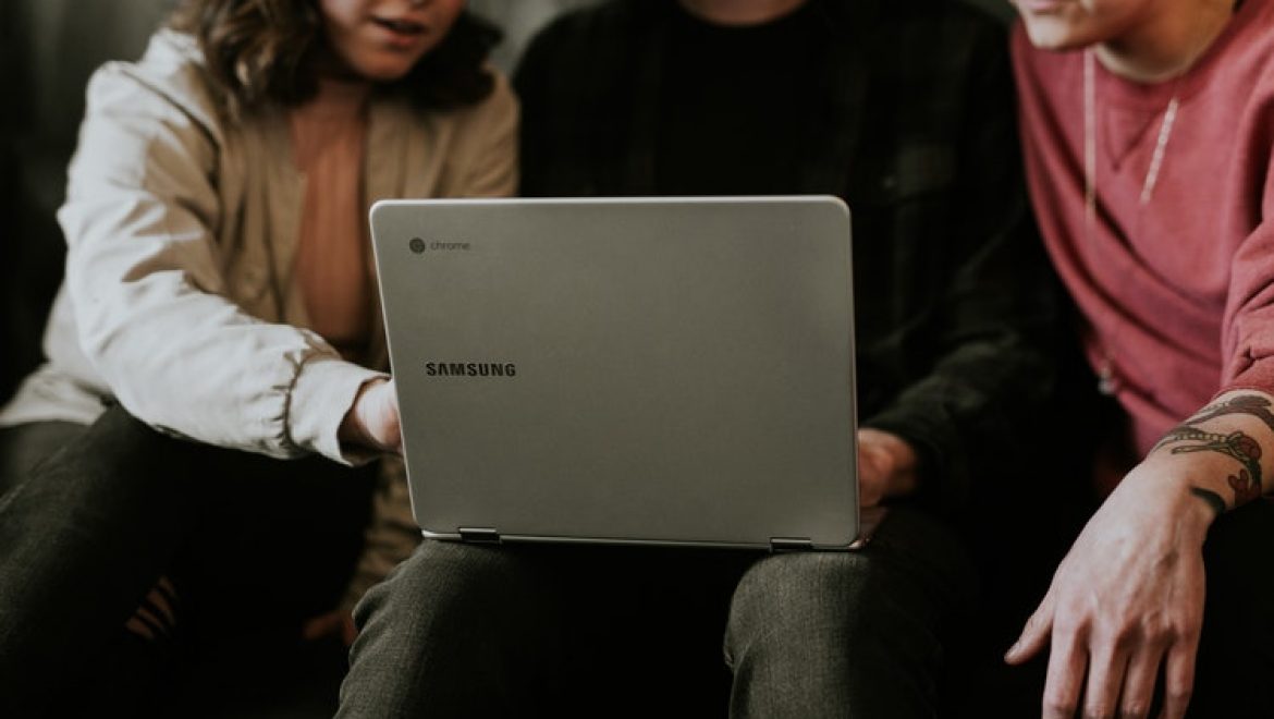 Top Ways To Ensure Digital Adoption From Your Employees