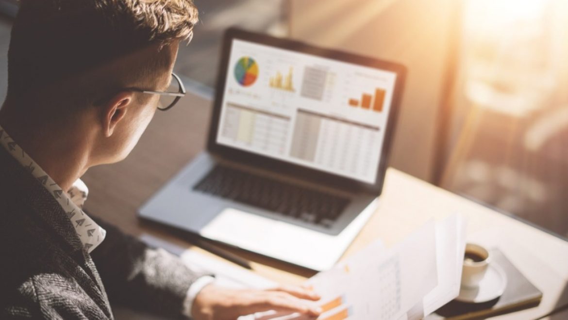 How to Map the Software Adoption Cycle in 4 Easy Steps